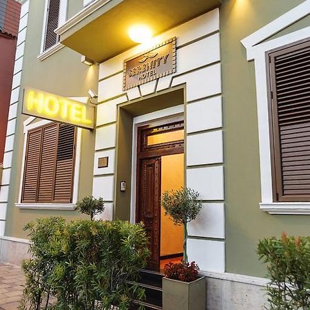 טיראנה Hotel Serenity מראה חיצוני תמונה