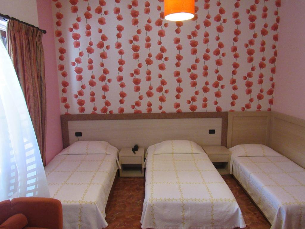 טיראנה Hotel Serenity מראה חיצוני תמונה